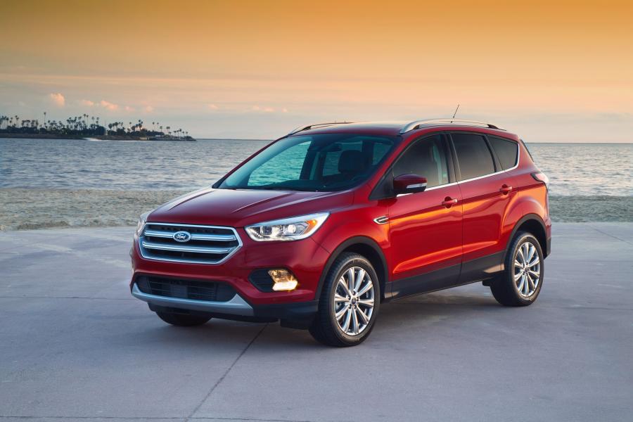  Ford Escape Titanium 2016 года  (фото 5 из 28)